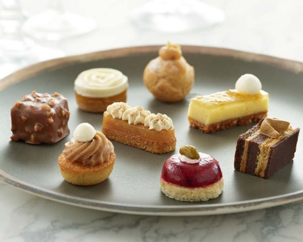 OTTO petit four